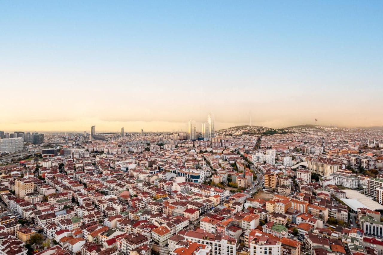 Charming Flat With City View In Atasehir Istanbul Eksteriør billede